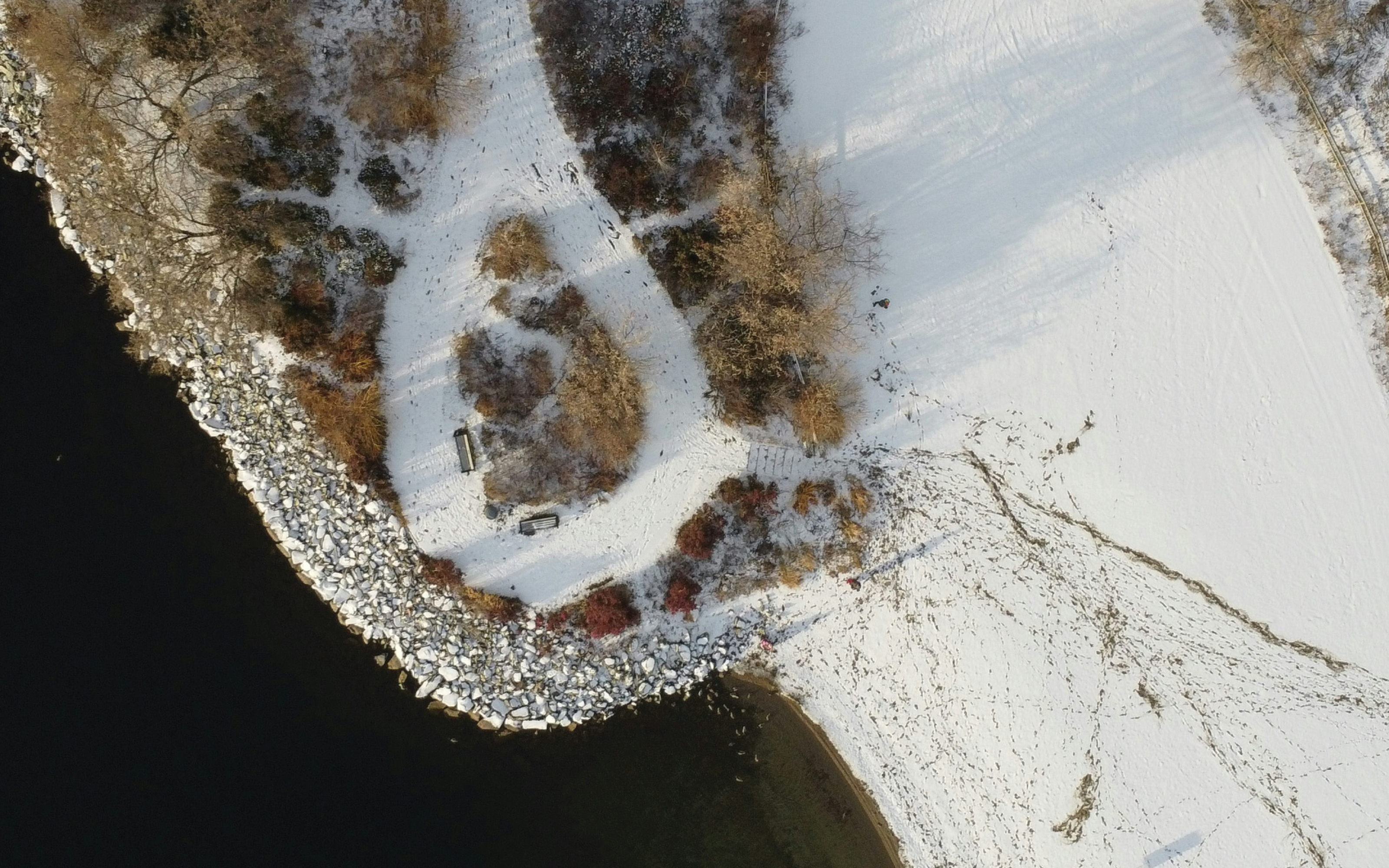 blog-feature-media-cmk2xh1u00o9607u2oolkis61