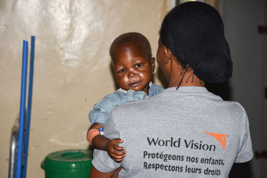 DRC-Hunger-Hortense-Benedict-carry