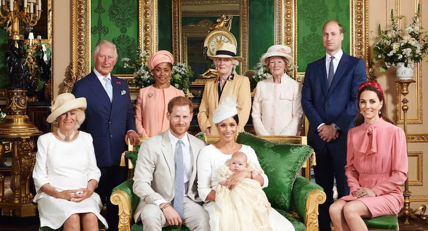 The Royal Family poses for a photo with Meghan Markle and Prince Harry.