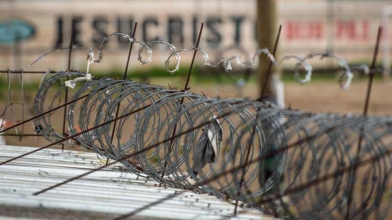 Northern Triangle - Barbed wire
