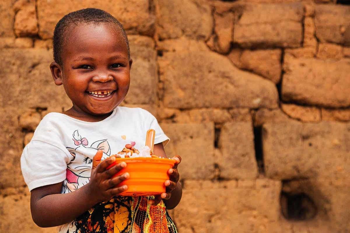 Full-bowls-full-bellies-wide-smiles.jpg