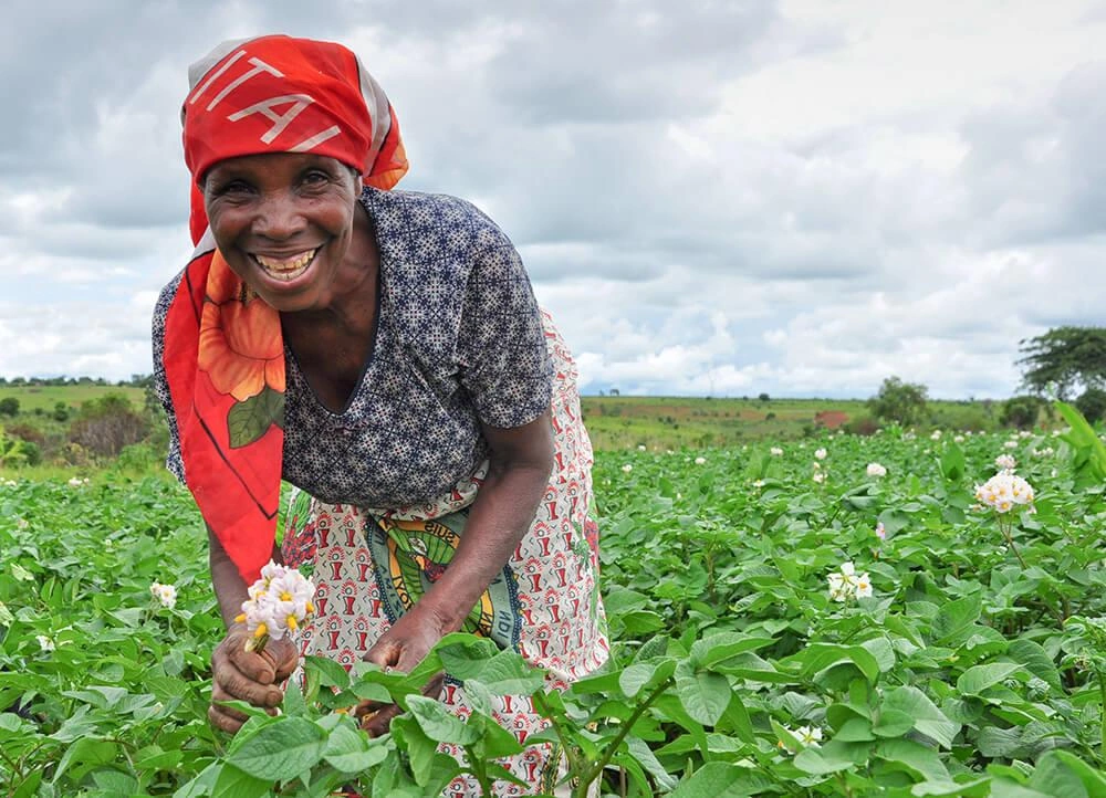 un-don-héritage-doliana-une-femme-de-53-ans-originaire-de-l’Angola